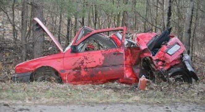 Biłgoraj: samochód dachował. Nie żyje 19-latka