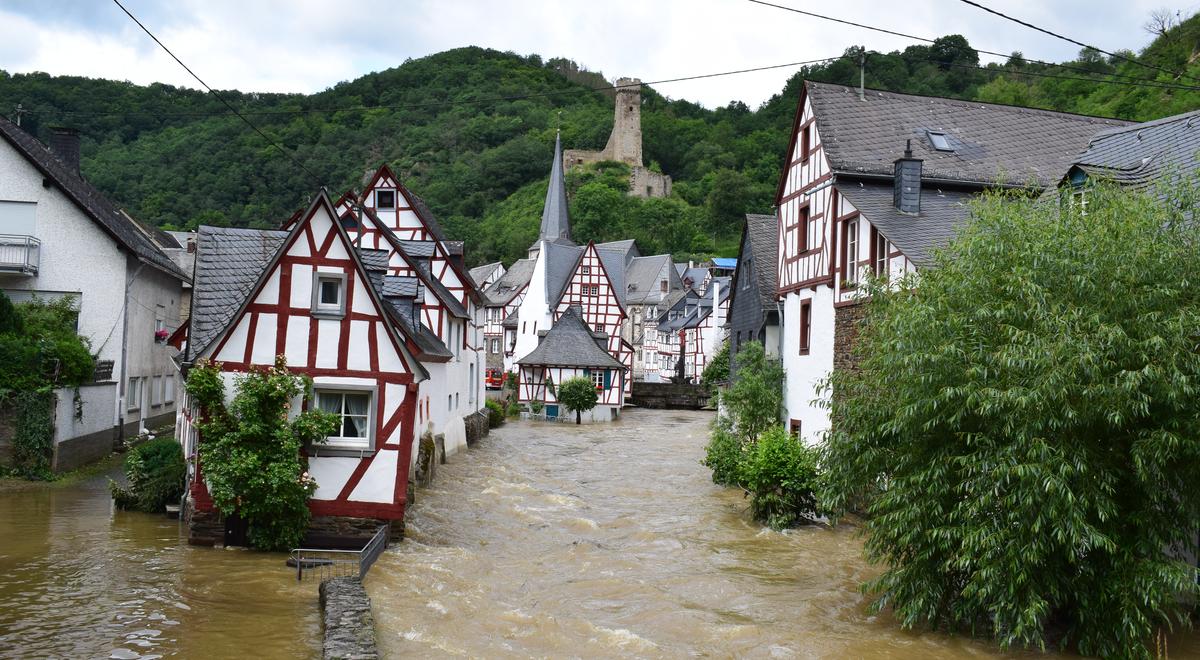 Fala powodzi w zachodniej części Europy. Straty są liczone w miliardach euro
