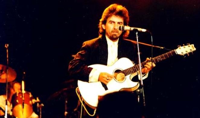 15 lat temu w Los Angeles zmarł George Harrison, słynny gitarzysta The Beatles