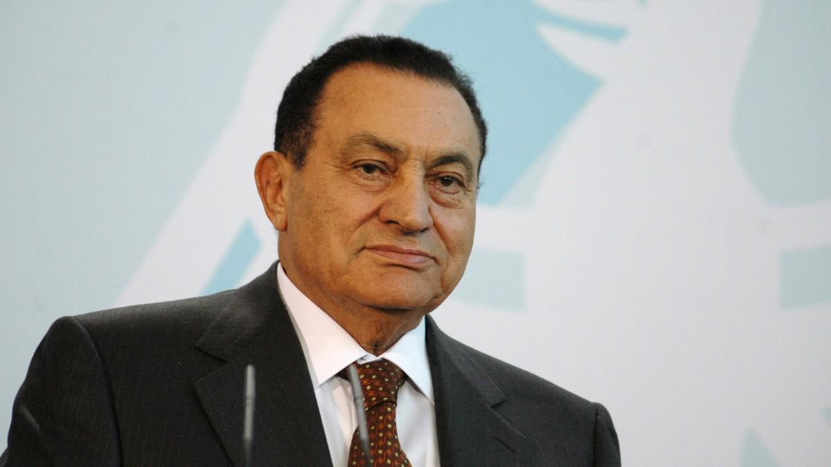 10. rocznica obalenia Hosniego Mubaraka. Prezydent Egiptu ustąpił pod naciskiem armii
