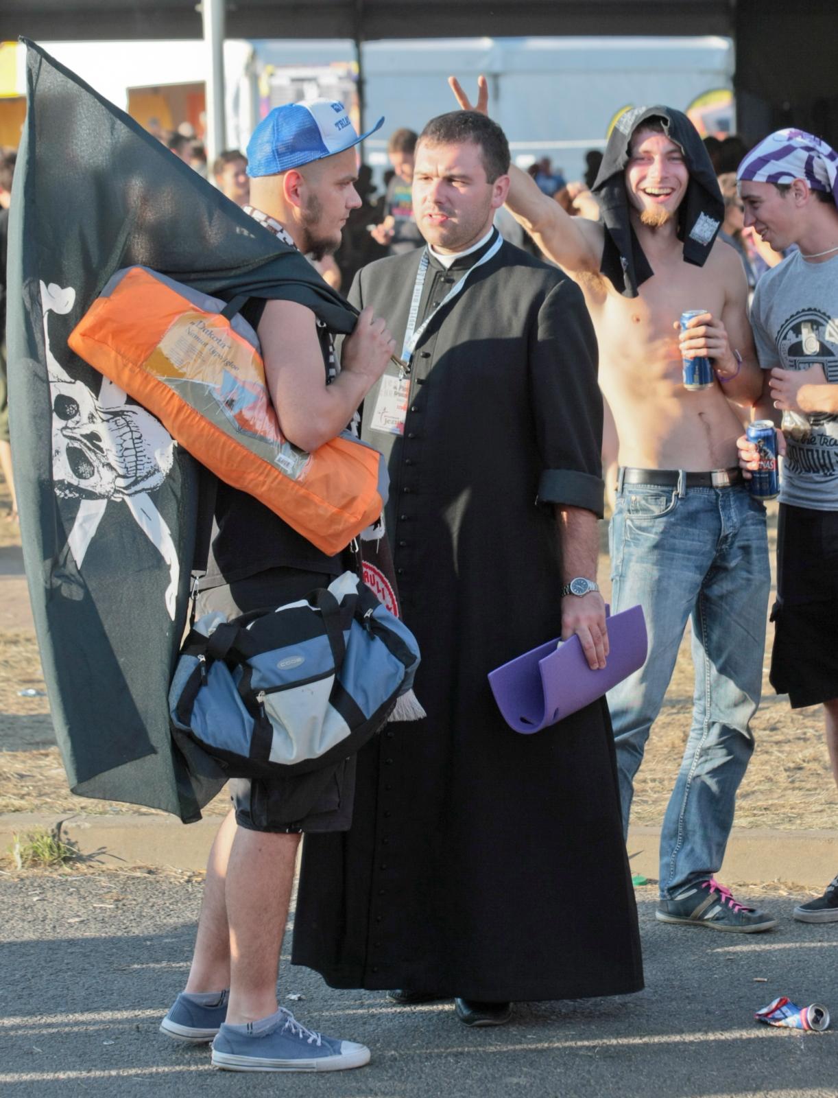 Ewangelizatorzy Przystanku Jezus wśród uczestników 20. Przystanku Woodstock w Kostrzynie nad Odrą