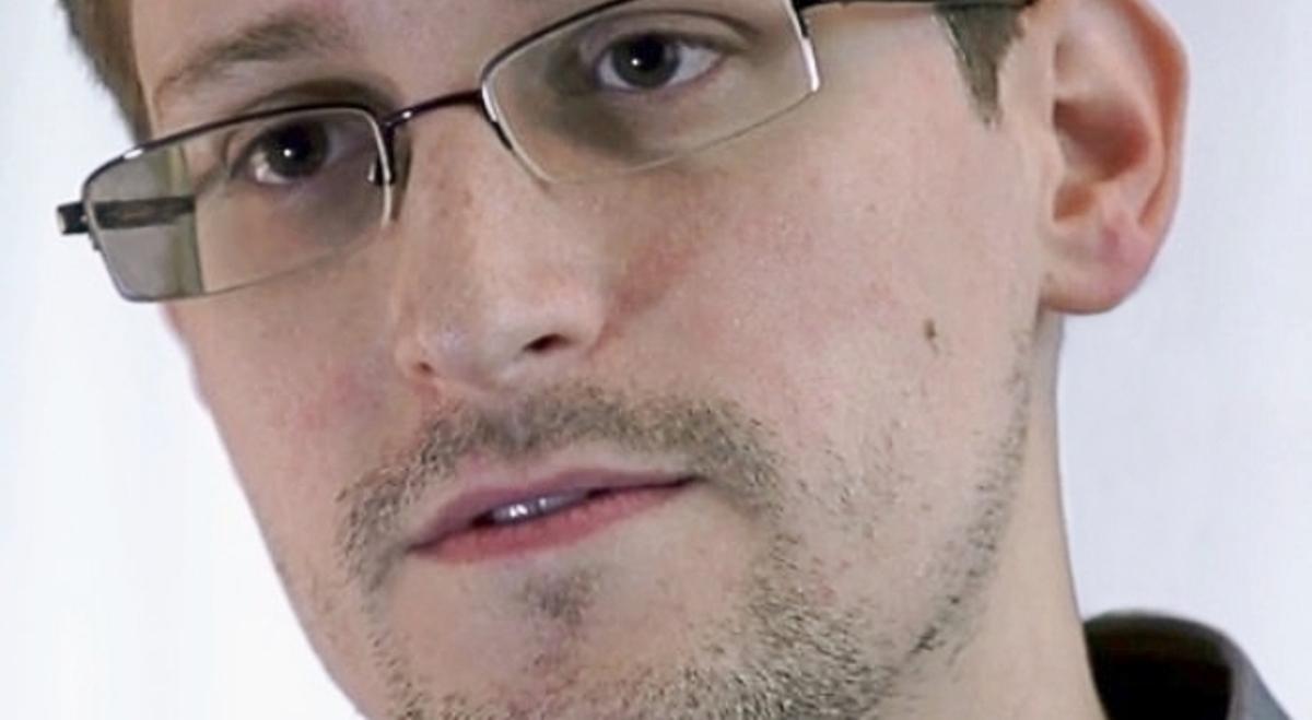 Ścigany przez USA Edward Snowden chciałby uzyskać azyl w Szwajcarii