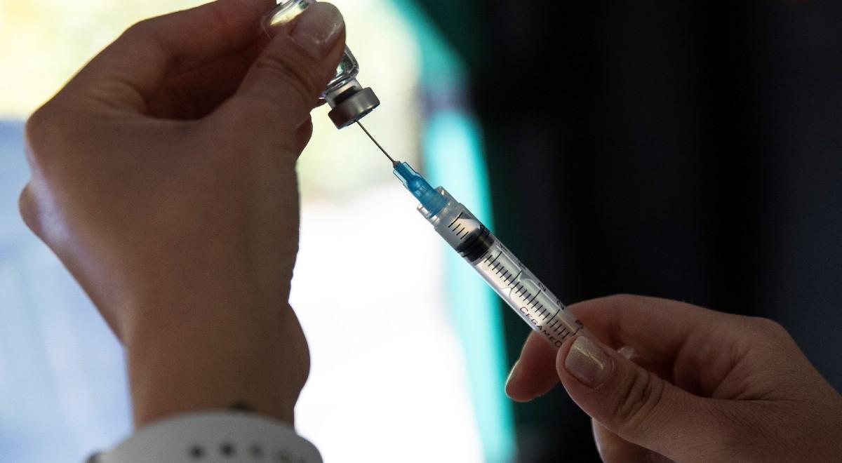 "Najważniejsze są szczepienia". Dr Posobkiewicz o warunkach wygaśnięcia epidemii