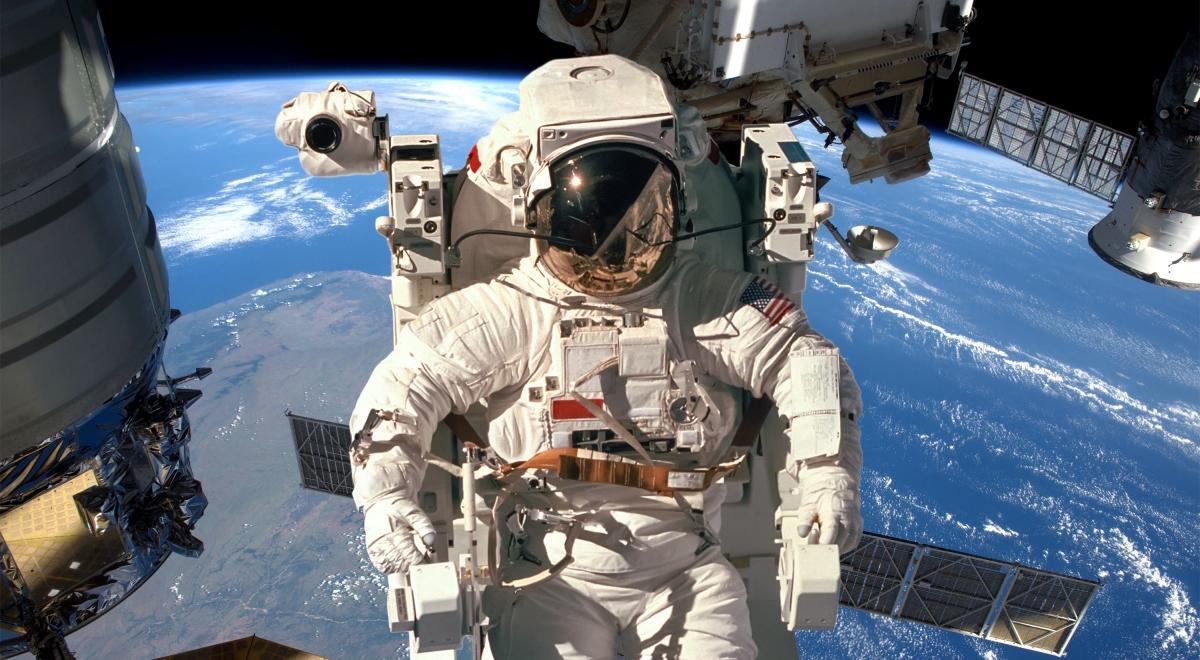 NASA poszukuje kandydatów na astronautów. W tle podbój Marsa i Księżyca