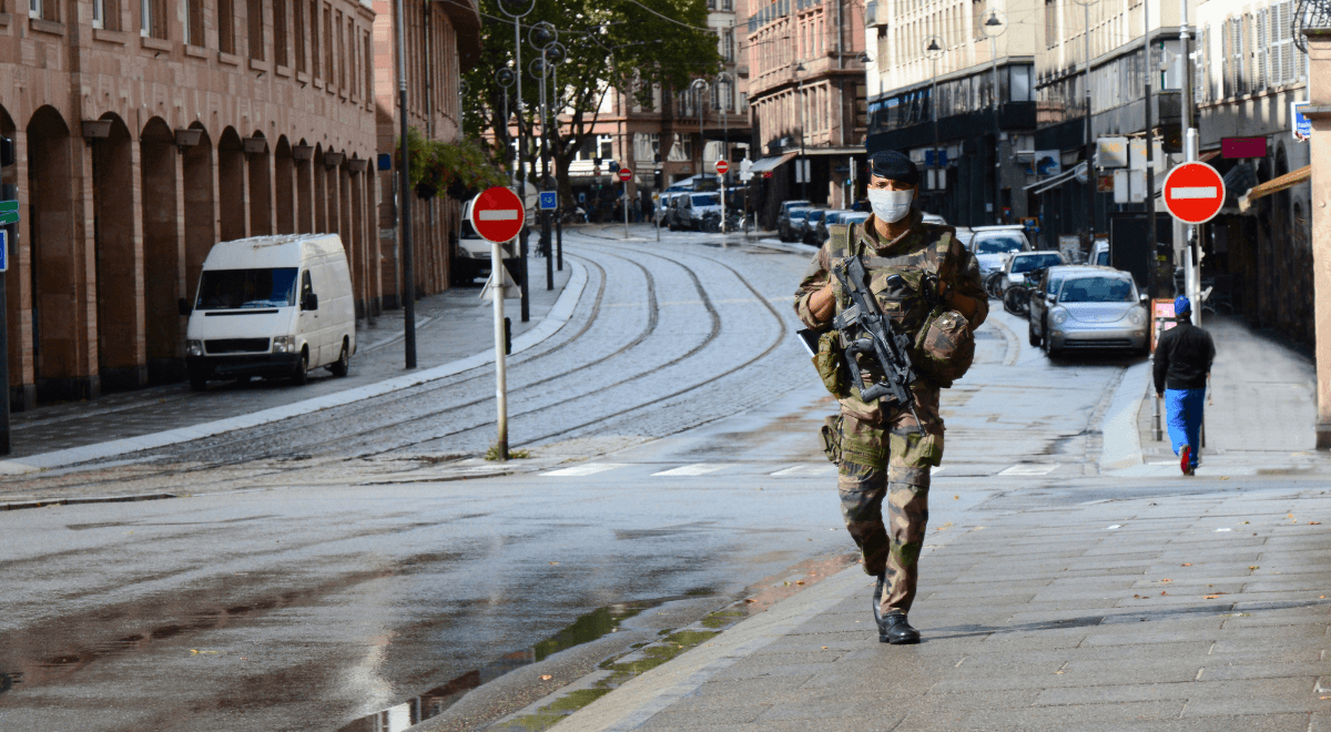 Atak nożowniczki w Lugano, są ranni. Policja nie wyklucza podłoża terrorystycznego