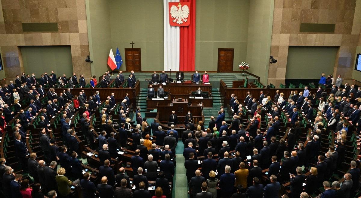 Bez limitów posłów na najbliższym posiedzeniu Sejmu. Pomieszczenia będą odkażone