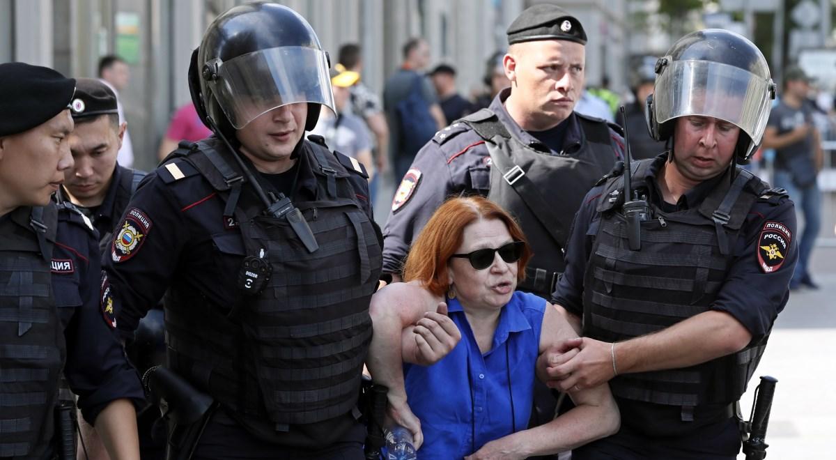 MSZ wzywa władze Rosji do zaprzestania użycia siły wobec pokojowych demonstracji