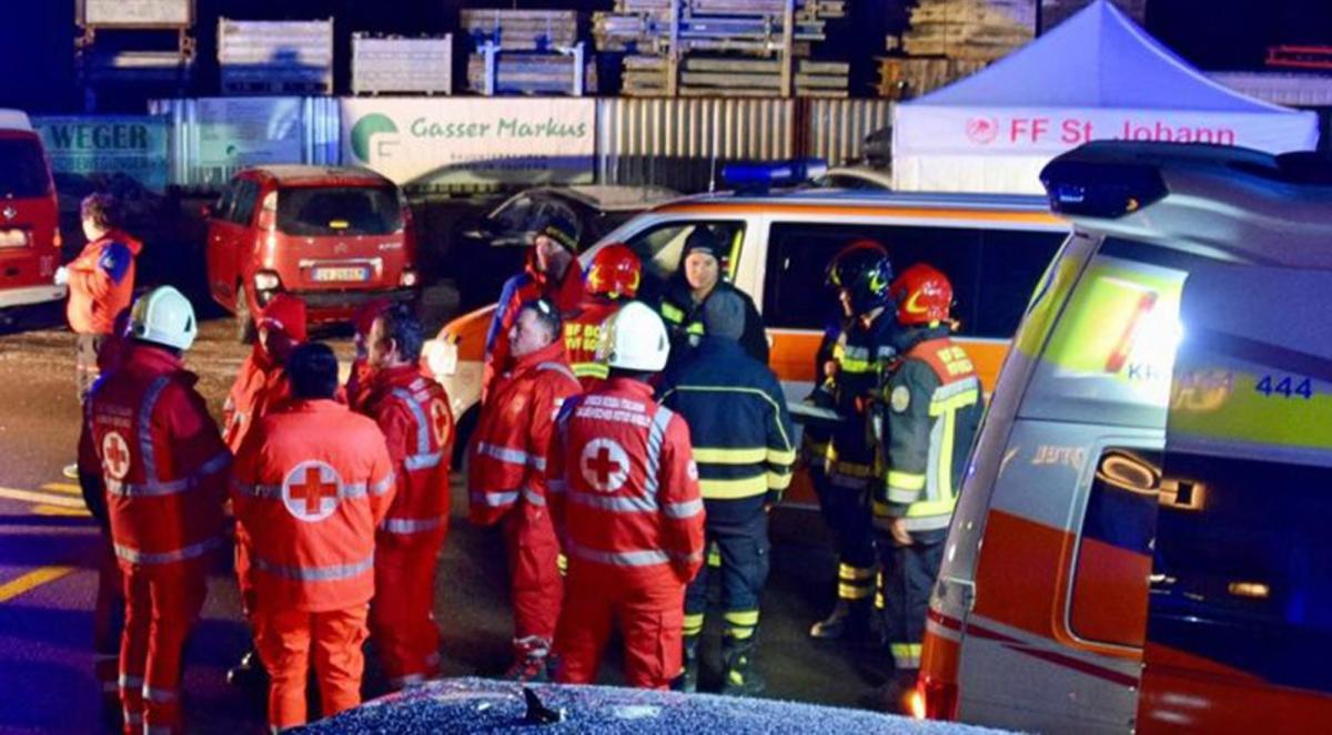 Pijany kierowca wjechał w grupę turystów we Włoszech. Zginęło 6 osób