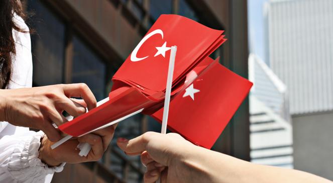 Czystki wśród tureckich akademików. Sabotaż przed referendum?