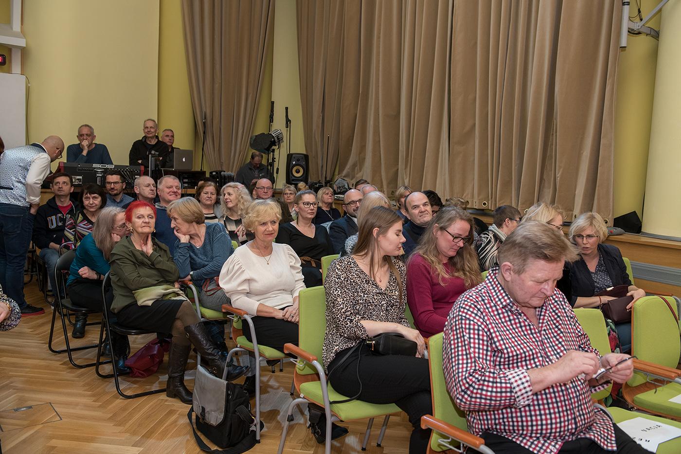 Publiczność zgromadzona na koncercie Ryszarda Rynkowskiego 
