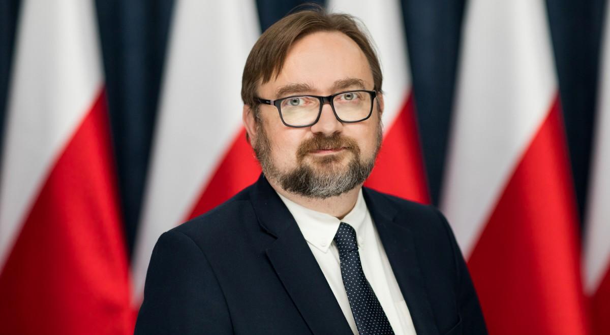 Paweł Szrot: prezydent patrzy na relacje Polski z UE z niepokojem, ale i nadzieją