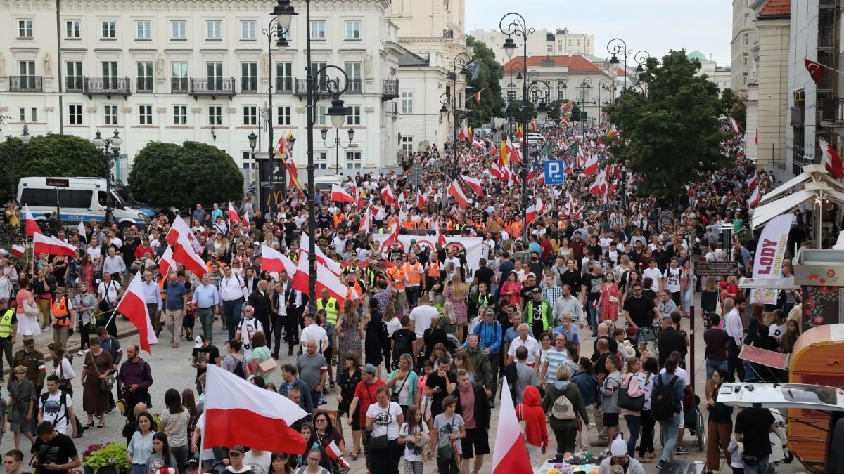 Zakończył się X Marsz Powstania Warszawskiego. Hołd powstańcom i umęczonemu miastu