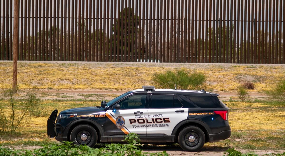 Napięta sytuacja na granicy USA z Meksykiem. Rekordowa liczba nielegalnych migrantów