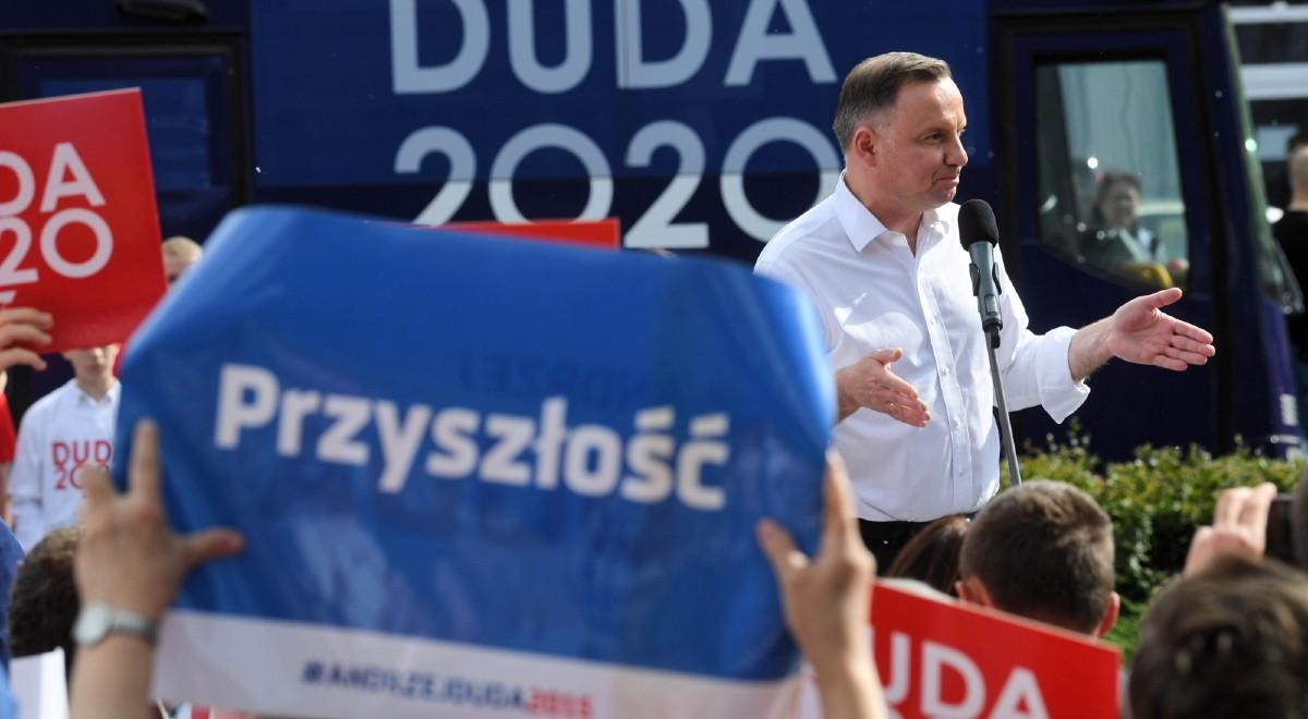 "Chcemy, by Polacy poznali odpowiedzi". Sztab prezydenta stawia konkurentom pięć pytań
