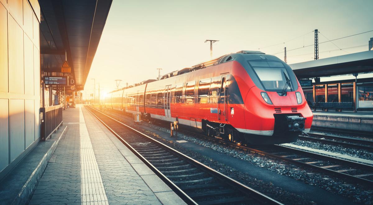 Międzynarodowe połączenia kolejowe sprzyjają klimatowi. Europa stawia na pociągi