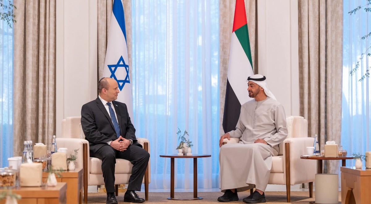 "Historyczne spotkanie". Premier Izraela rozmawiał z emirackim władcą