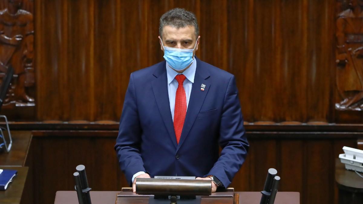 Pomyłka w głosowaniu nad odroczeniem obrad Sejmu. Poseł Kukiz'15 wyjaśnia, co się stało