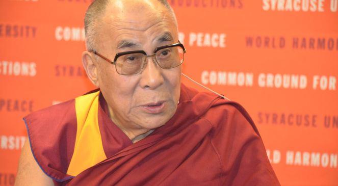Dalajlama nie pojedzie do RPA na pogrzeb Nelsona Mandeli