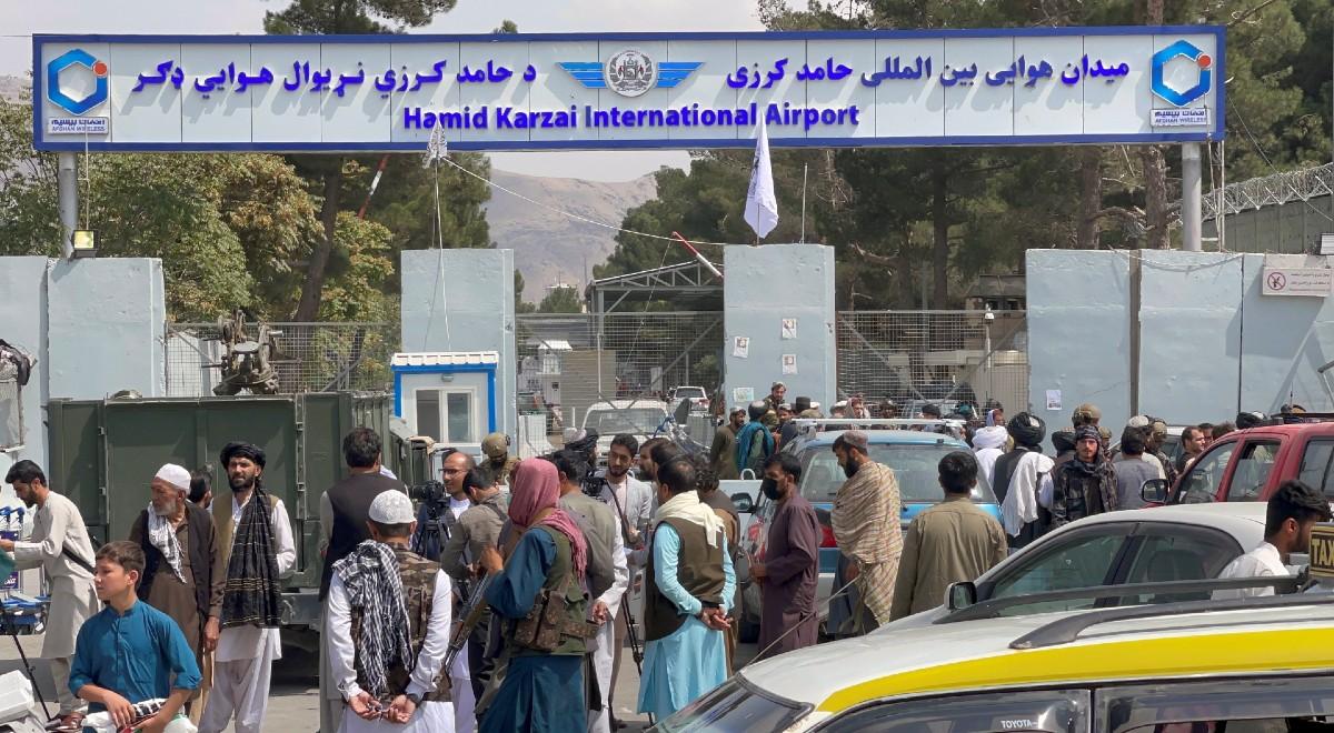 Szokujące doniesienia BBC. Mimo ostrzeżeń o zamachu, brytyjska ambasada kierowała Afgańczyków na lotnisko