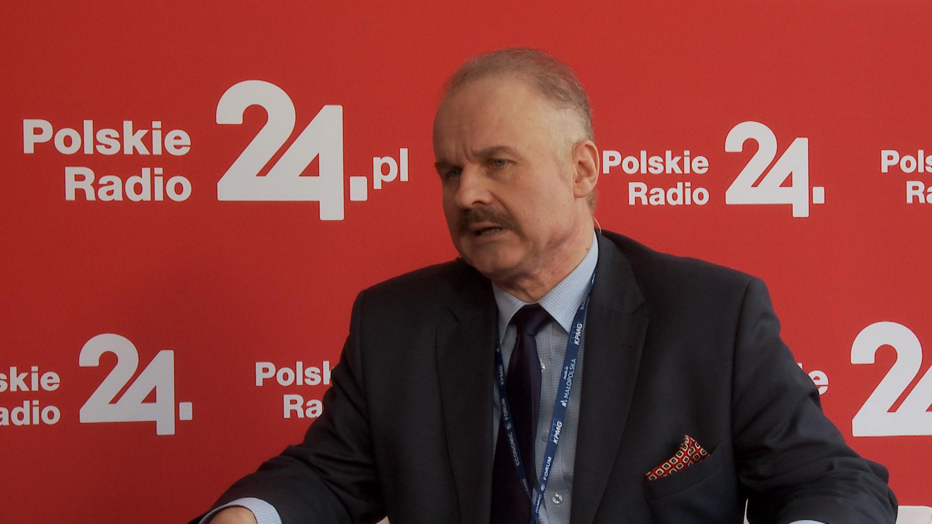 "Kto zadecydował, i dlaczego teraz, o ujawnieniu sprawy Pegasusa?". Prof. Paruch o konflikcie wewnętrznym w Polsce